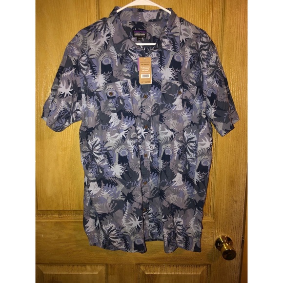 Patagonia Other - Men’s NWT Patagonia flower button up sz large